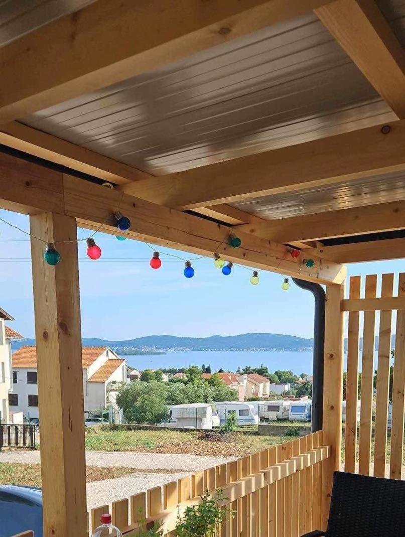 Tiny House Lily With Jacuzzi Apartamento Sveti Filip i Jakov Exterior foto